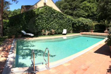 Magnifique villa avec piscine à débordement