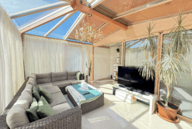 Superbe villa individuelle avec extérieurs d'exception