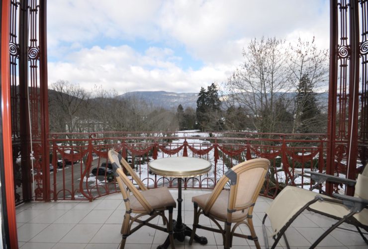 Magnifique appartement 6 pièces, à Divonne-les-Bains