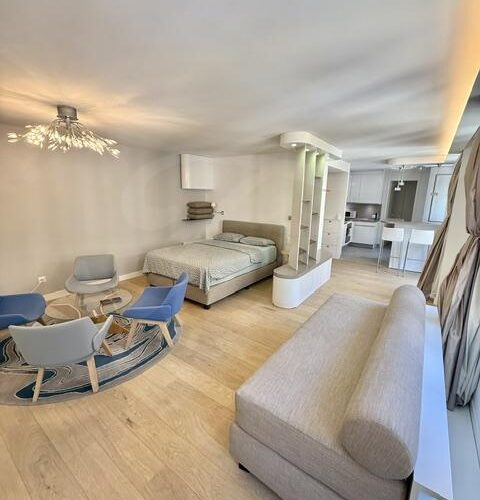 APPARTEMENT Au cœur de la Vieille Ville de Genève